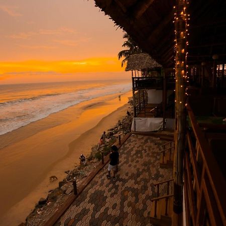 Black Beach Resort Varkala Extérieur photo