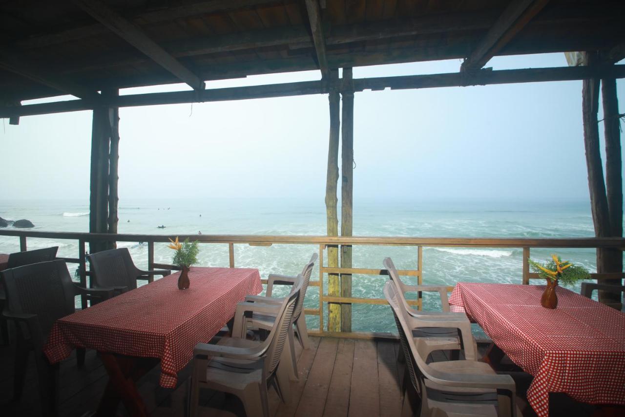 Black Beach Resort Varkala Extérieur photo