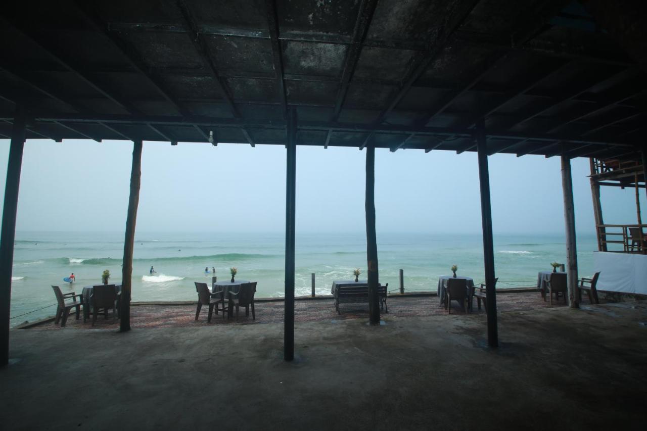 Black Beach Resort Varkala Extérieur photo