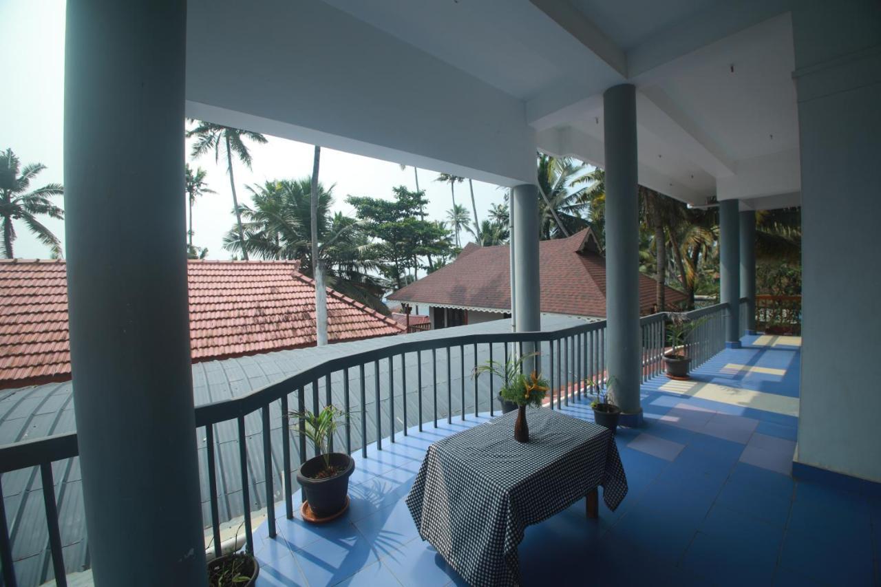 Black Beach Resort Varkala Extérieur photo