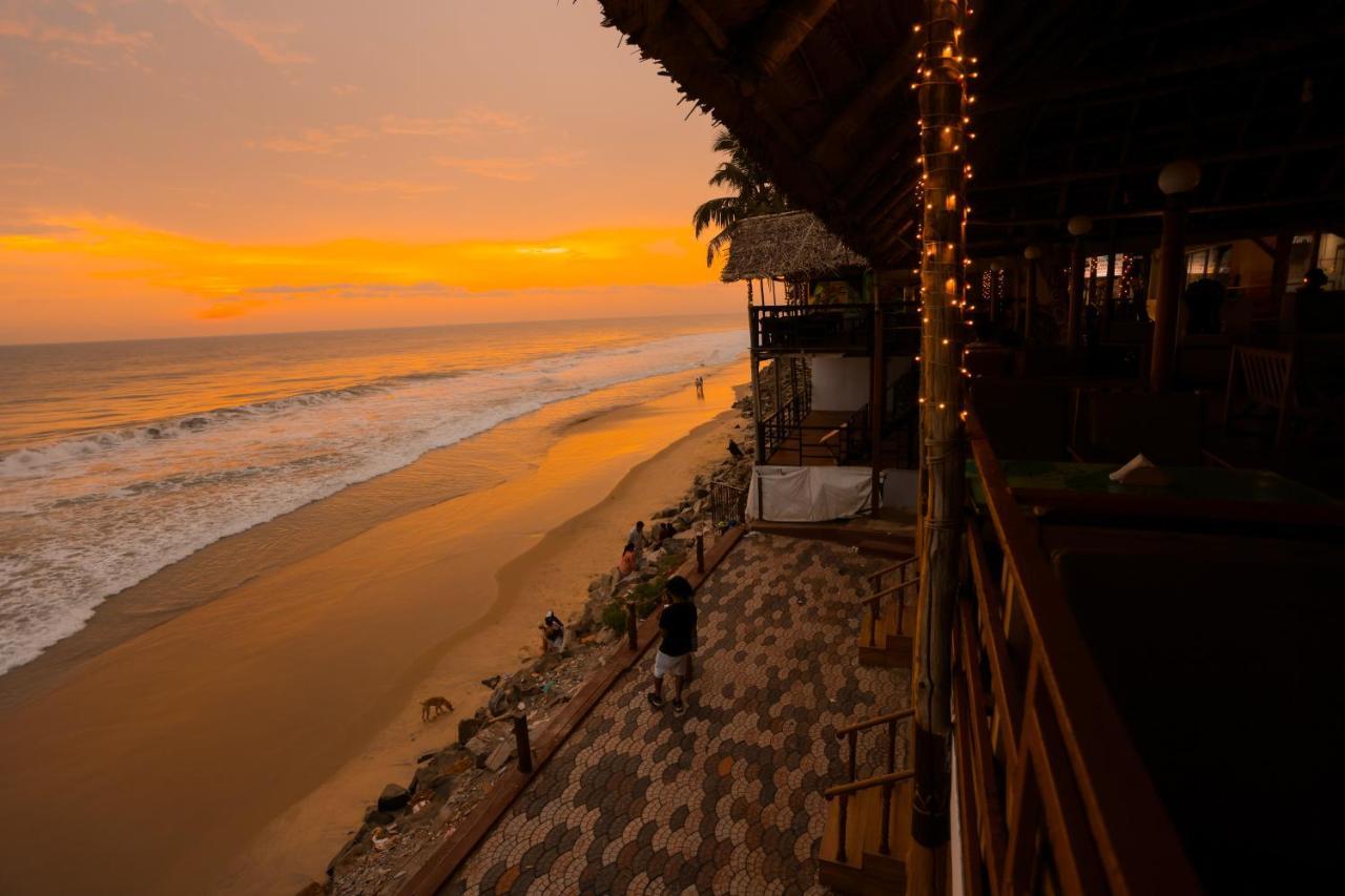 Black Beach Resort Varkala Extérieur photo