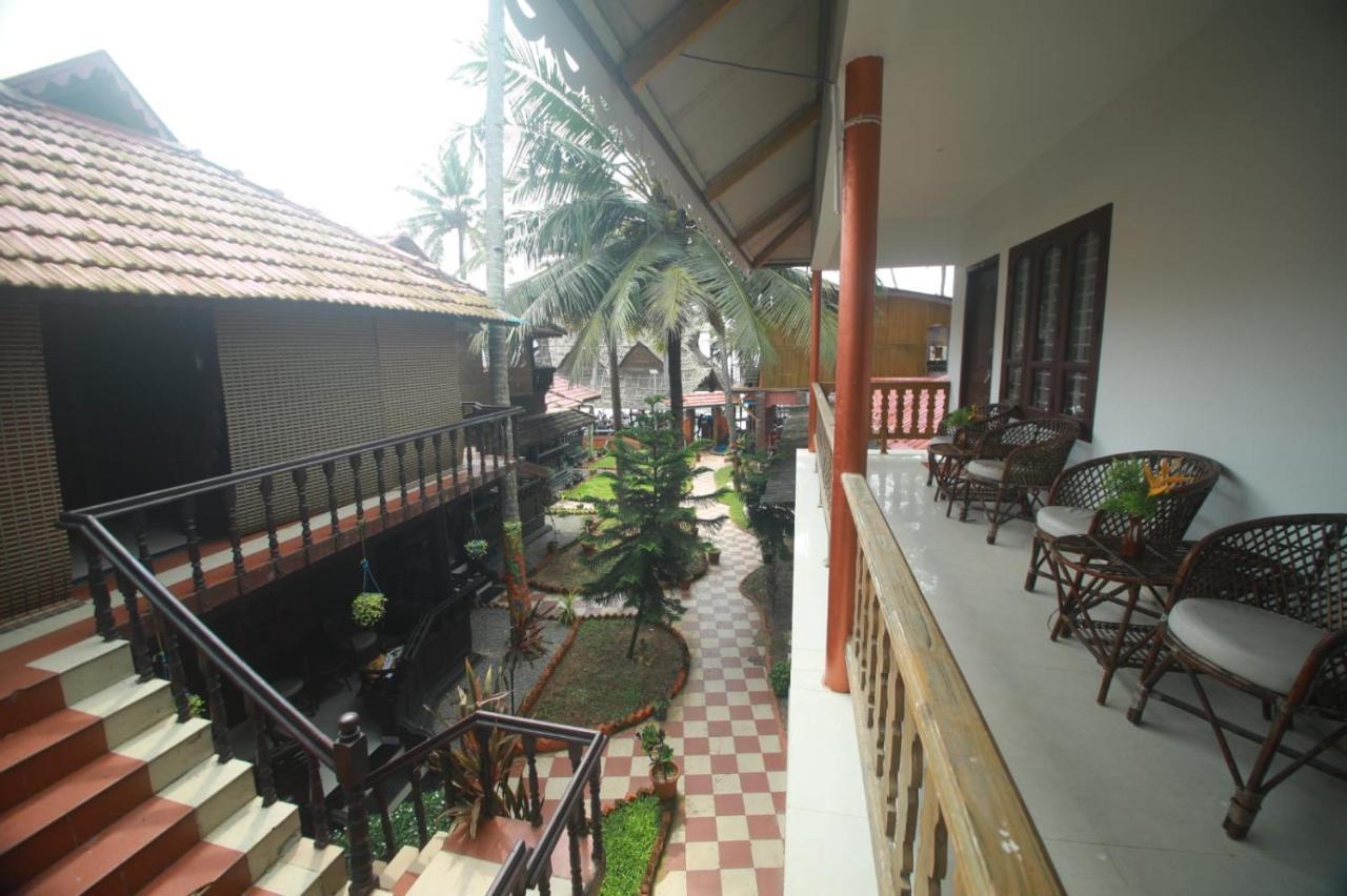 Black Beach Resort Varkala Extérieur photo