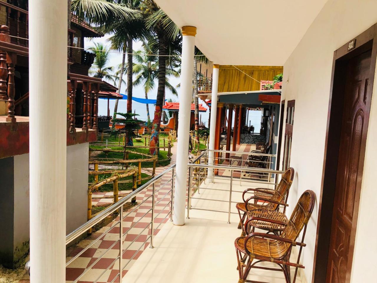 Black Beach Resort Varkala Extérieur photo