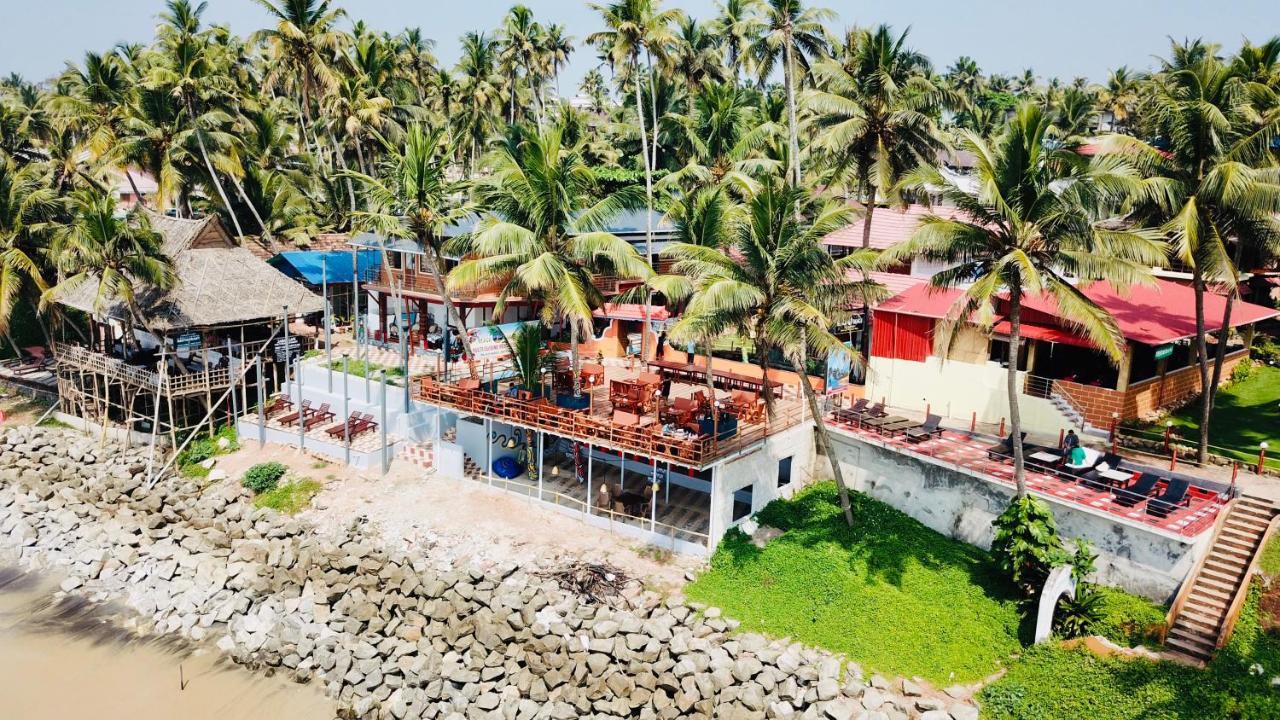 Black Beach Resort Varkala Extérieur photo