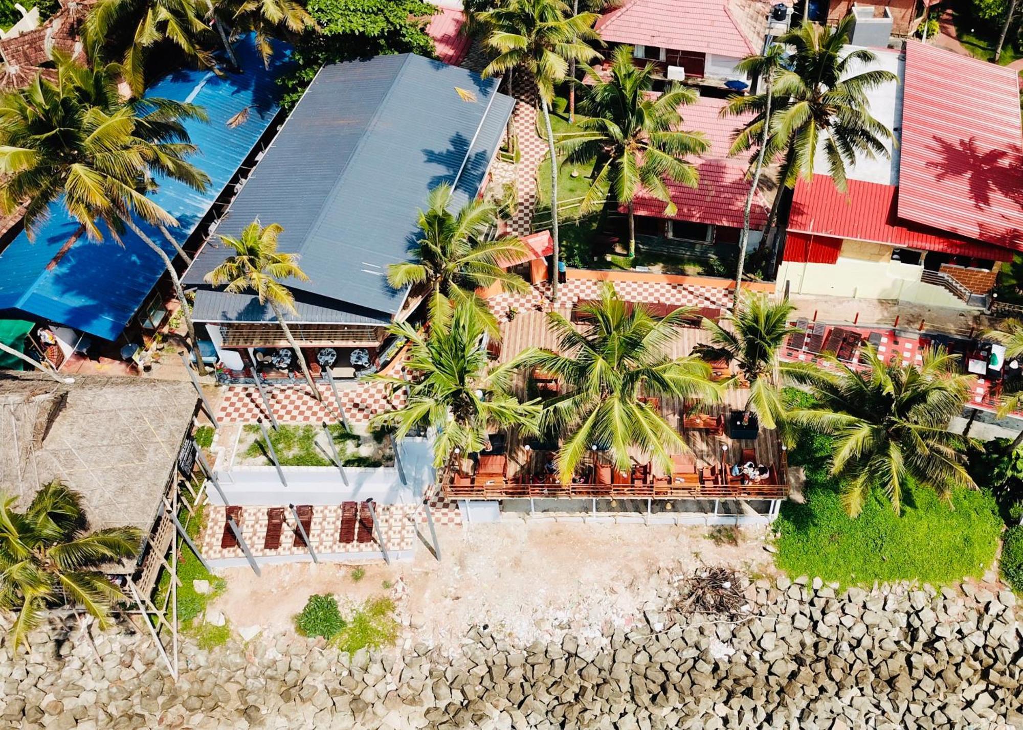 Black Beach Resort Varkala Extérieur photo