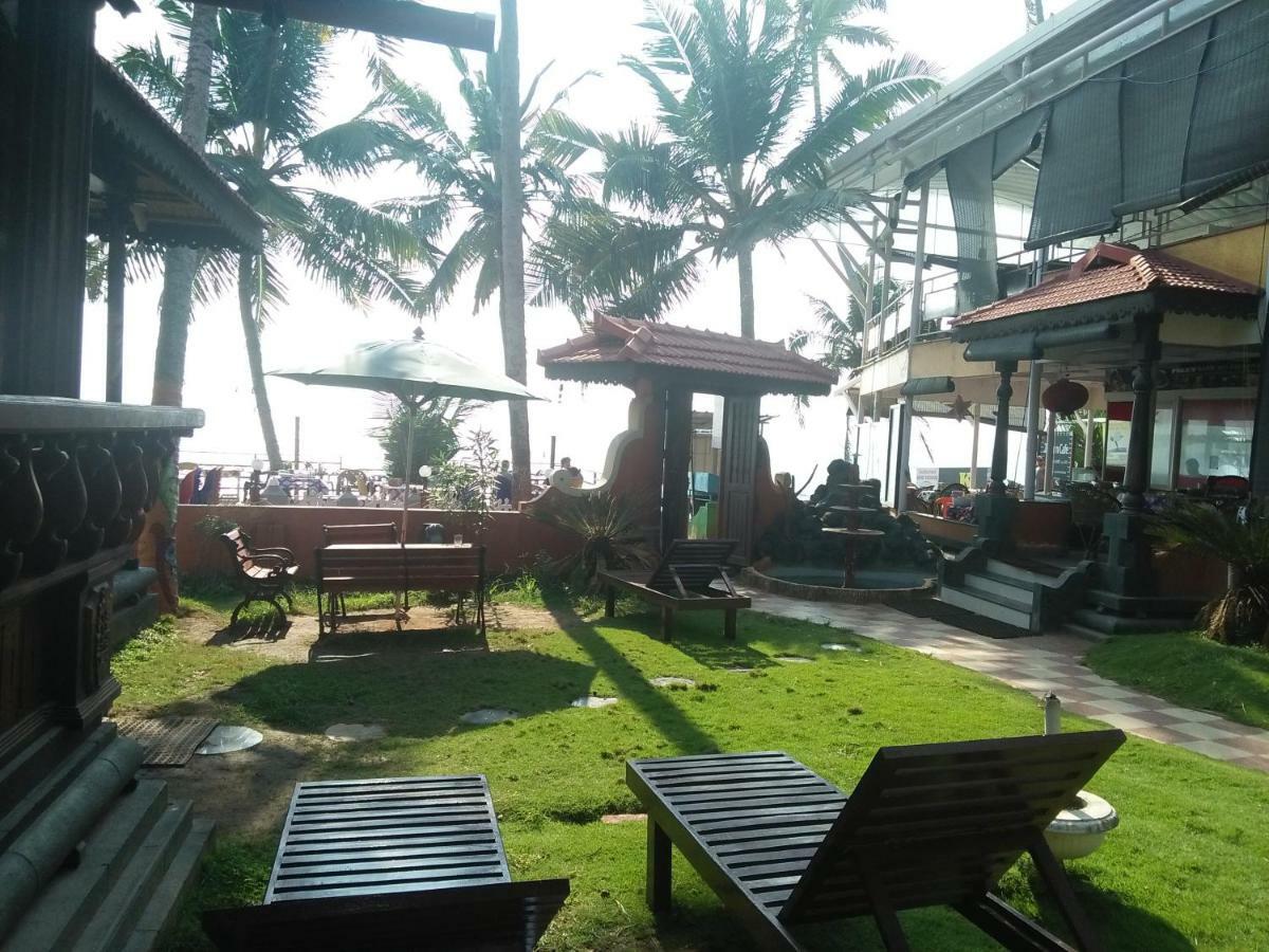 Black Beach Resort Varkala Extérieur photo